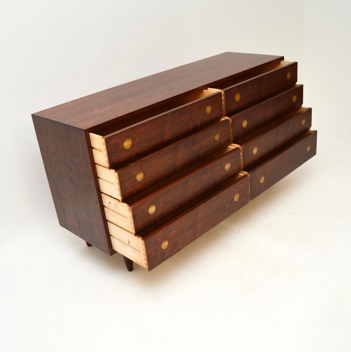 Dänische Vintage Kommode / Sideboard (Moderne der Mitte des Jahrhunderts) im Angebot