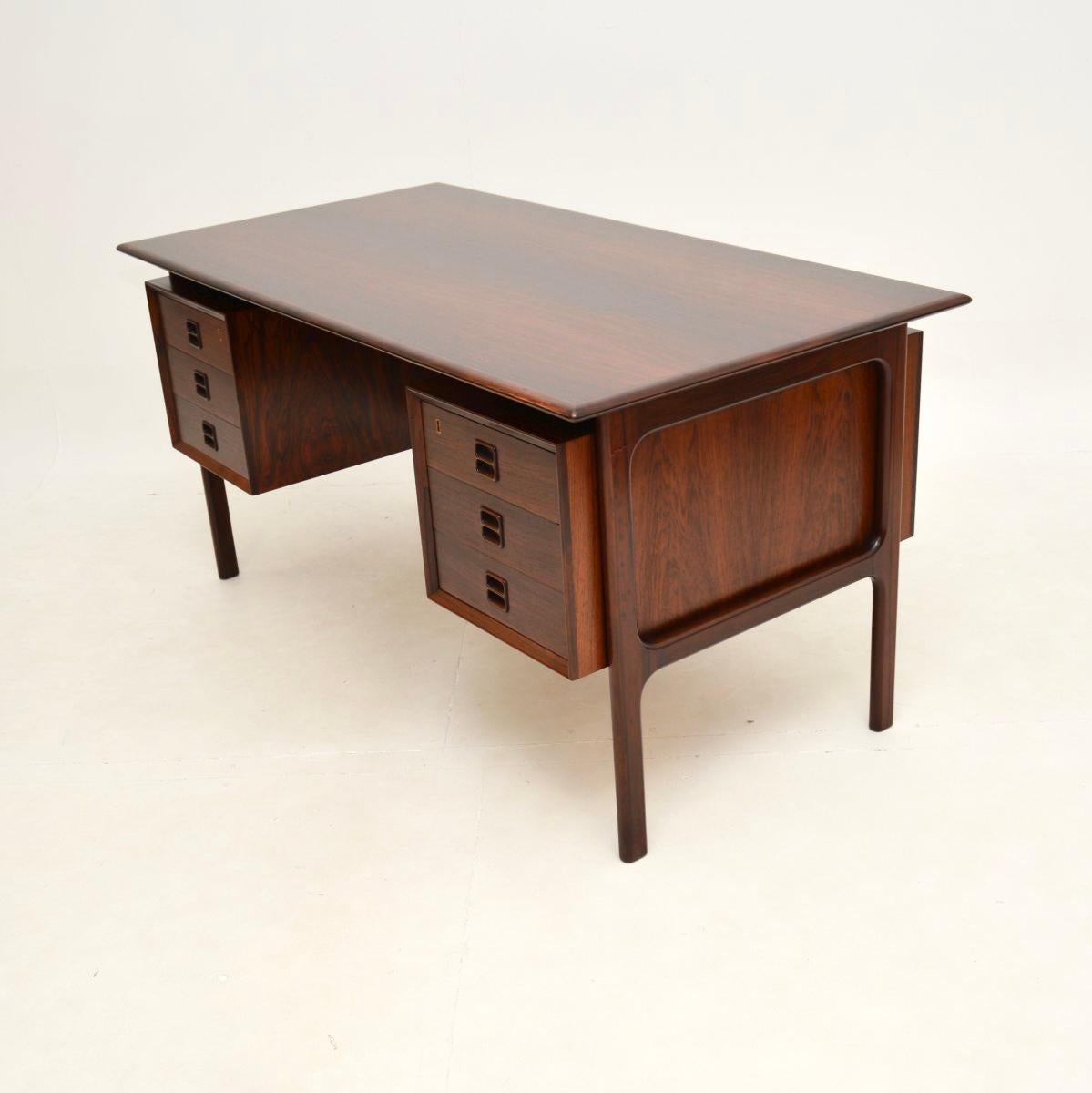 Mid-20th Century Danish Vintage Desk by Arne Vodder