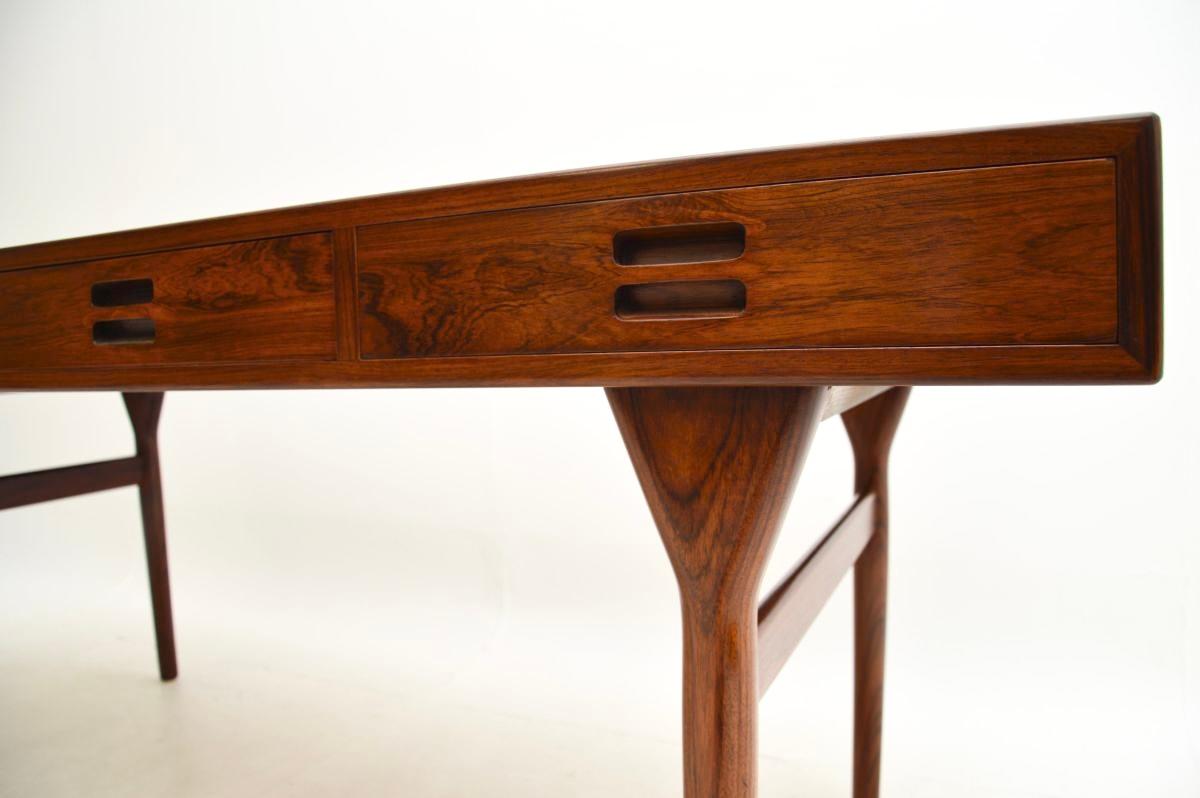 Dänischer Vintage-Schreibtisch von Nanna Ditzel für Soren Willadsen im Angebot 6