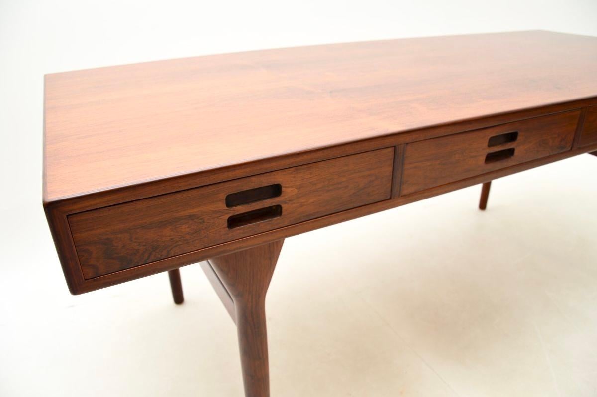 Dänischer Vintage-Schreibtisch von Nanna Ditzel für Soren Willadsen im Angebot 3