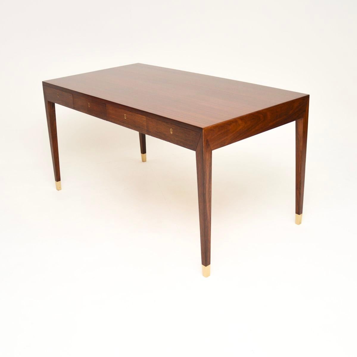 Danish Vintage Desk by Severin Hansen for Haslev In Good Condition For Sale In London, GB