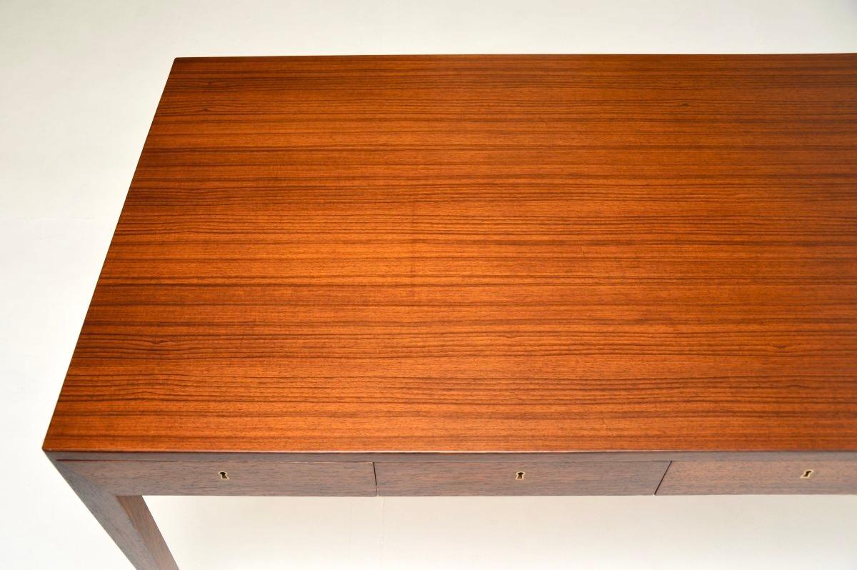 Danish Vintage Desk by Severin Hansen for Haslev For Sale 2