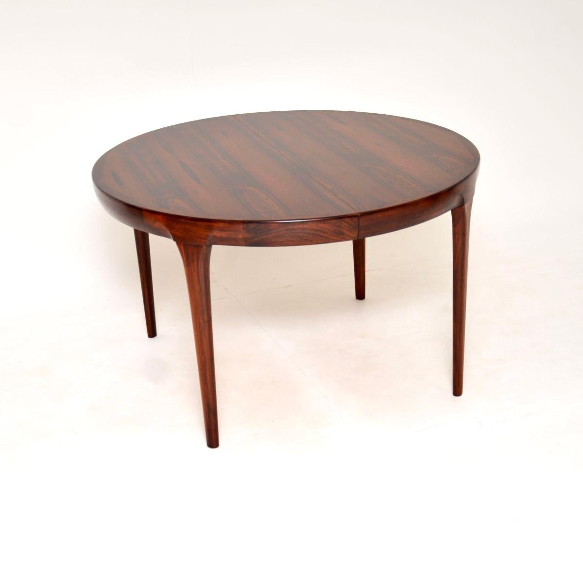 Mid-Century Modern Table de salle à manger danoise Vintage par Ib Kofod-Larsen en vente