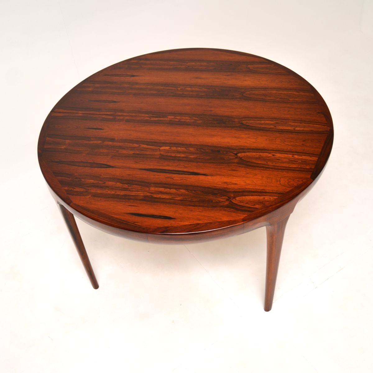 Milieu du XXe siècle Table de salle à manger danoise Vintage par Ib Kofod-Larsen en vente