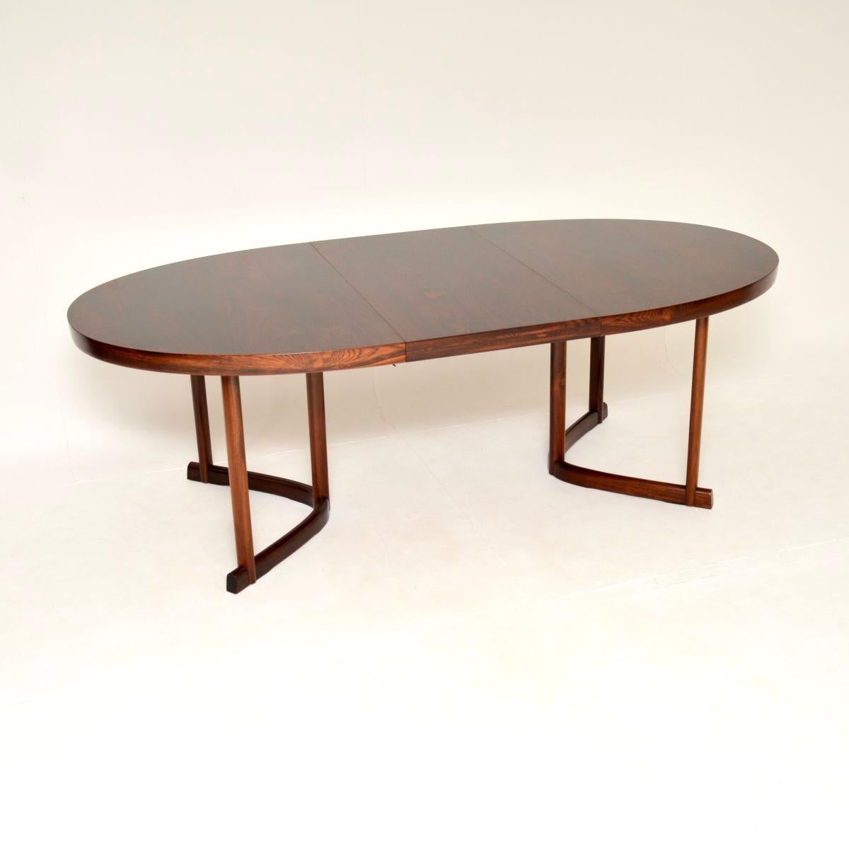 Mid-Century Modern Danish Vintage Dining Table by Johannes Andersen en vente