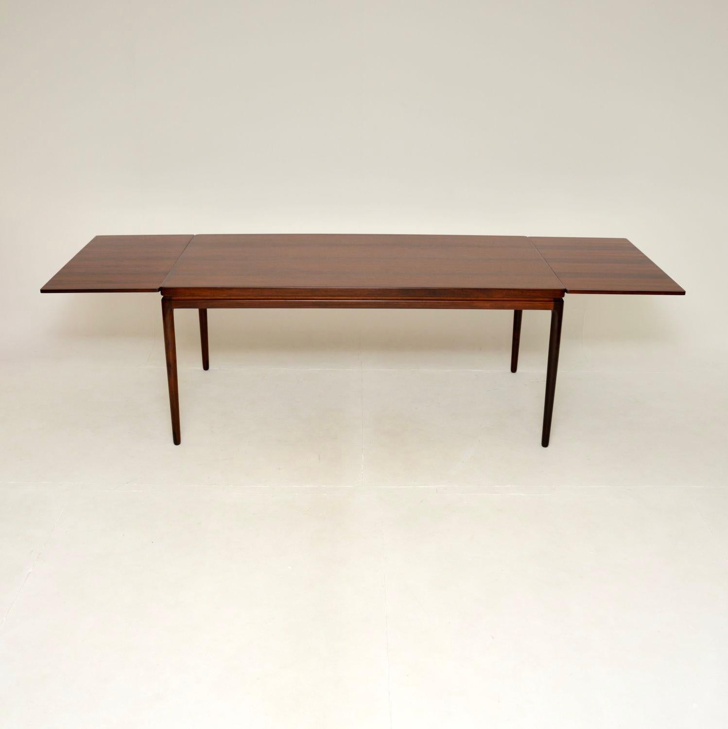 Danish Vintage Dining Table by Johannes Andersen In Good Condition In London, GB
