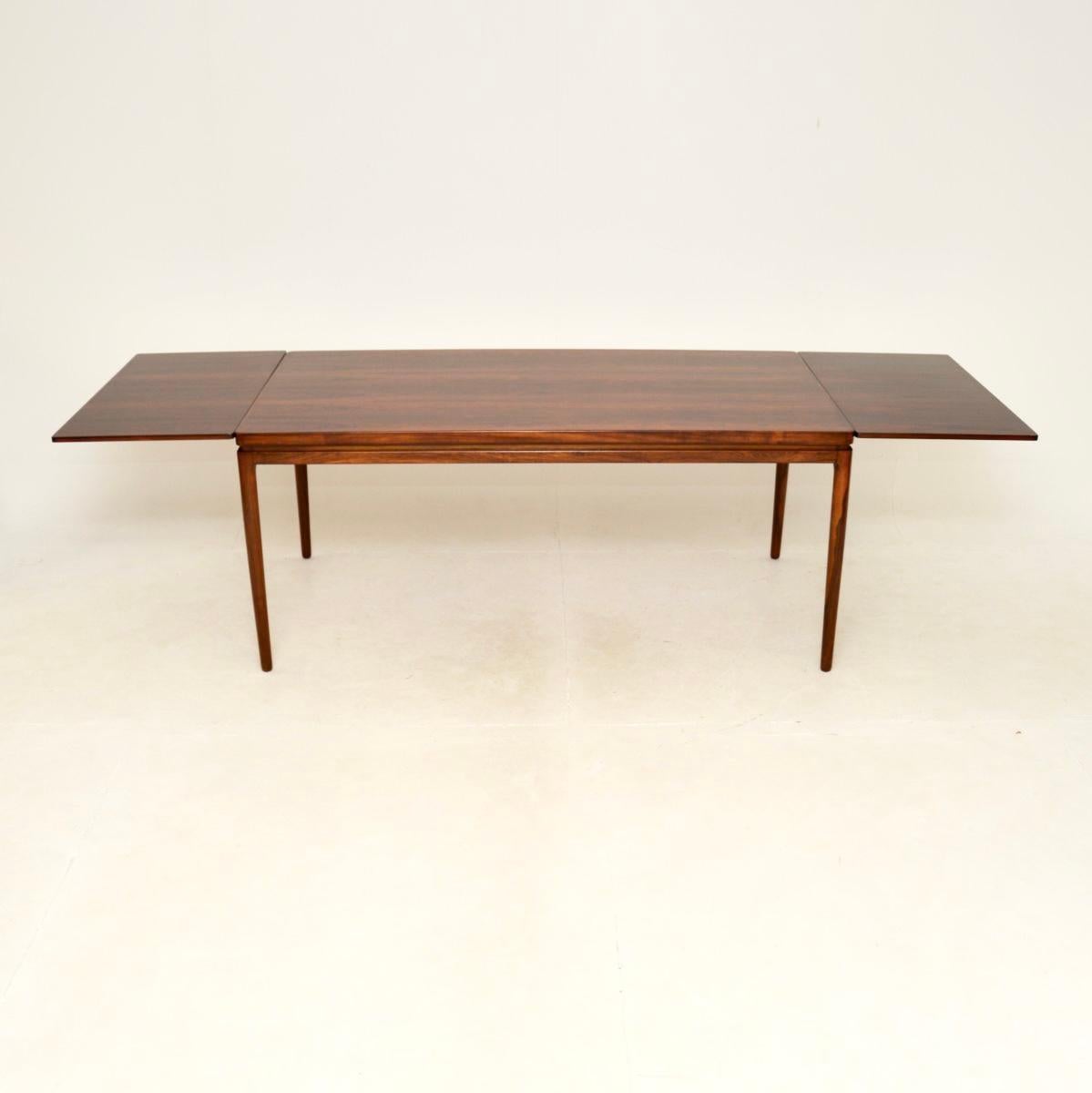 Danish Vintage Dining Table by Johannes Andersen In Good Condition For Sale In London, GB