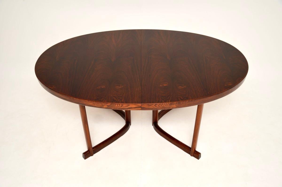 Danish Vintage Dining Table by Johannes Andersen en vente 2