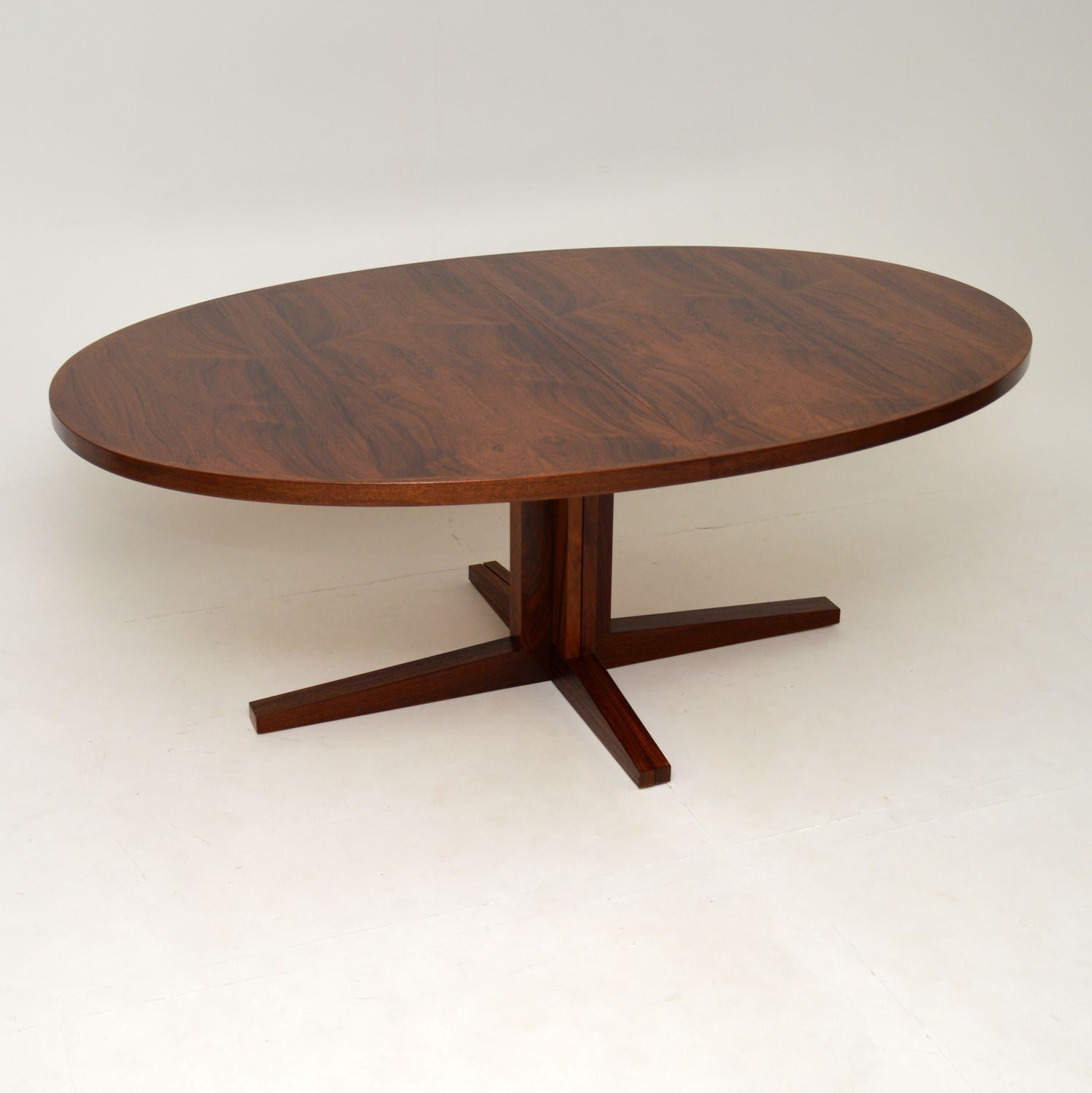 Danish Vintage Dining Table by John Mortensen In Good Condition In London, GB