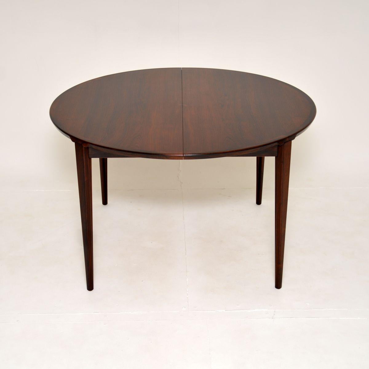 Danois Table de salle à manger danoise Vintage by Rosengren Hansen en vente