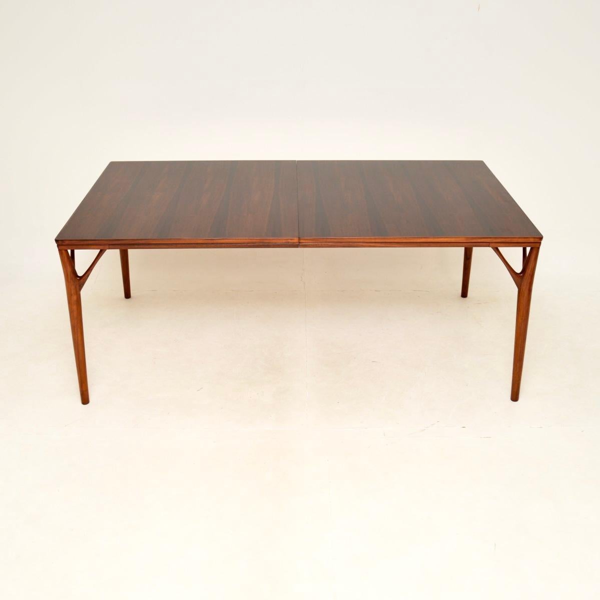 Mid-Century Modern Danish Vintage Dining Table by Willy Sigh For Sale