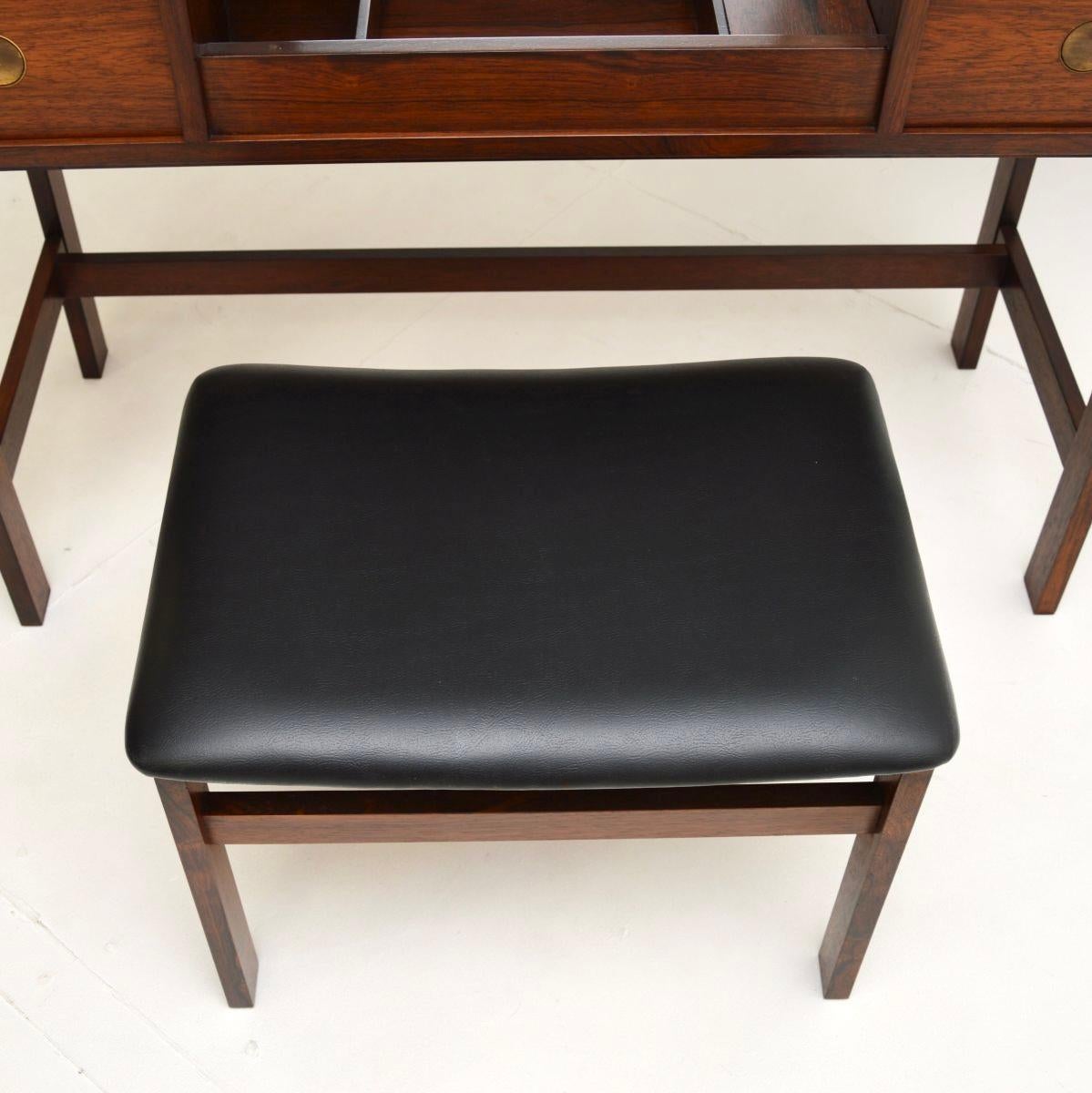 Danish Vintage Dressing Table and Stool by Dyrlund 7