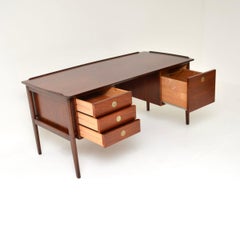 Bureau de direction vintage danois par Dyrlund