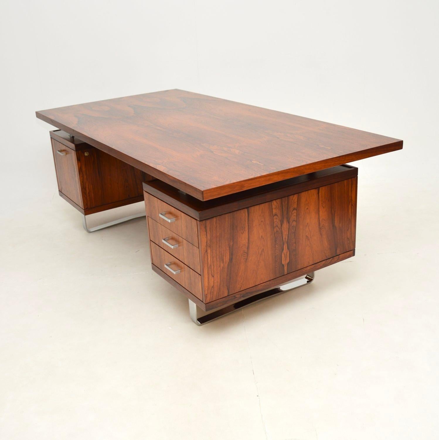 Danish Vintage Executive Desk by Jorgen Pedersen In Good Condition In London, GB
