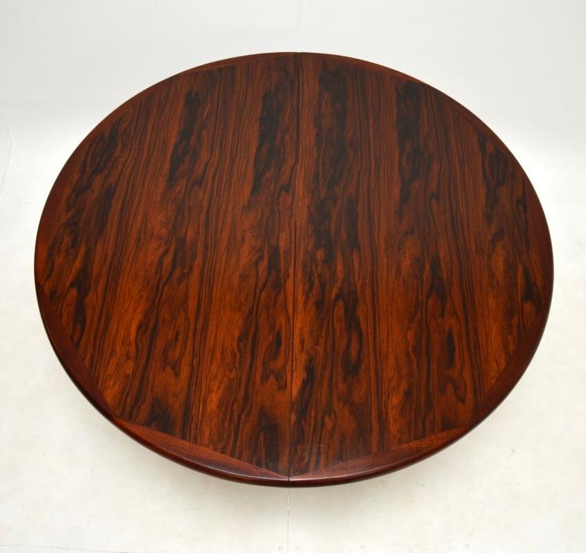 Milieu du XXe siècle Table à manger à rallonge d'origine danoise en vente