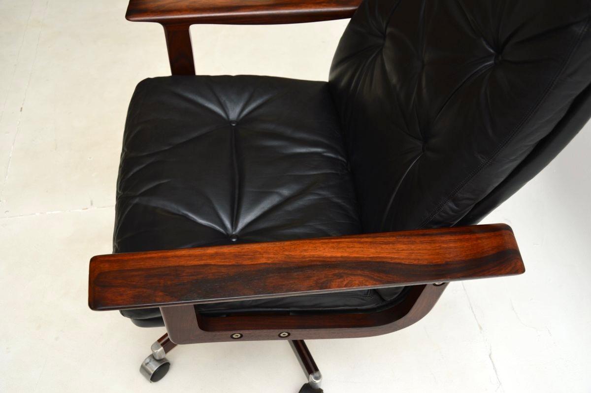 Dänischer Vintage-Schreibtischstuhl aus Leder von Arne Vodder im Angebot 4