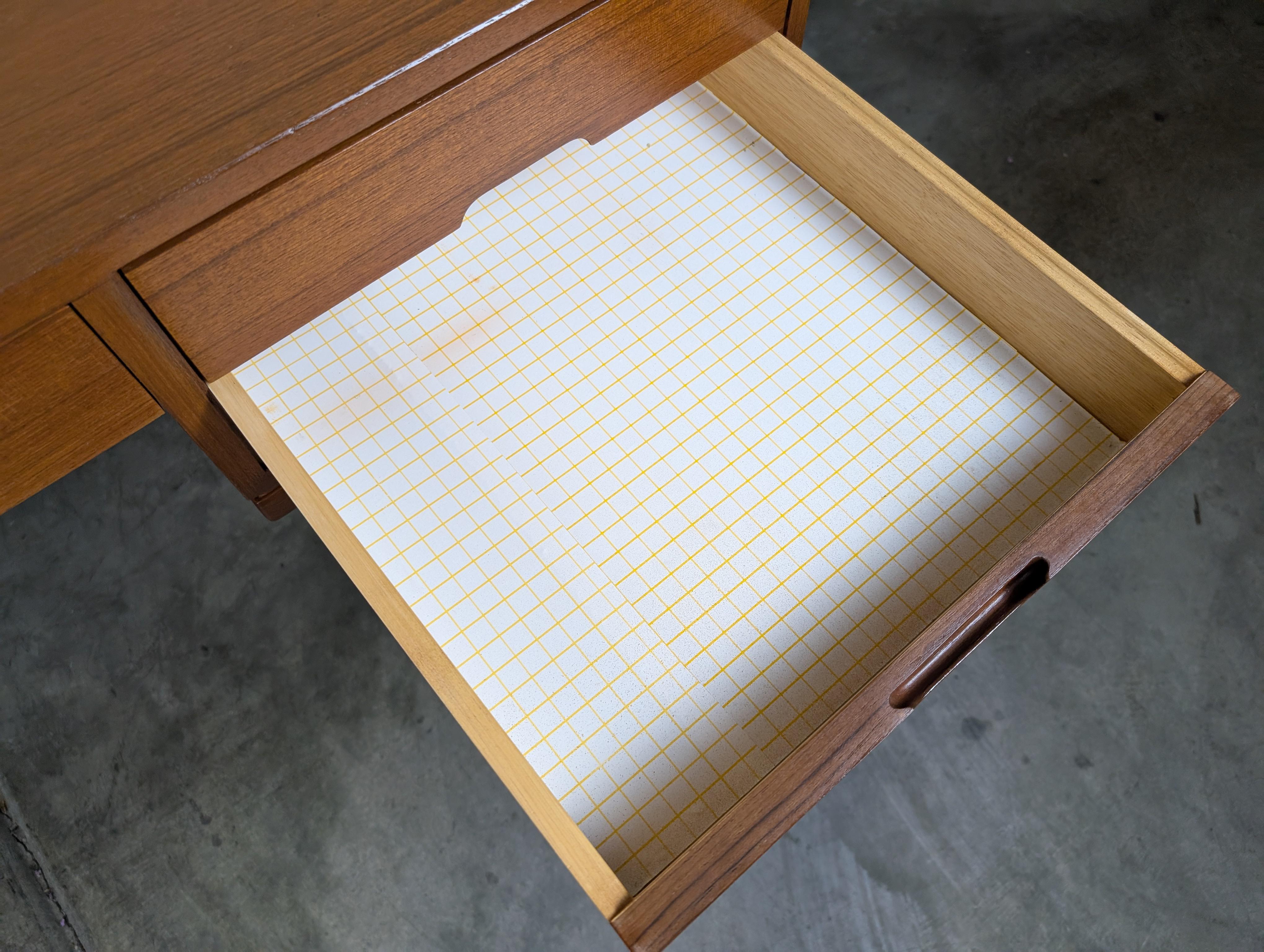 Danish Vintage Mid Century Modern Teak Desk by Arne Wahl Iversen, c.1960s For Sale 7