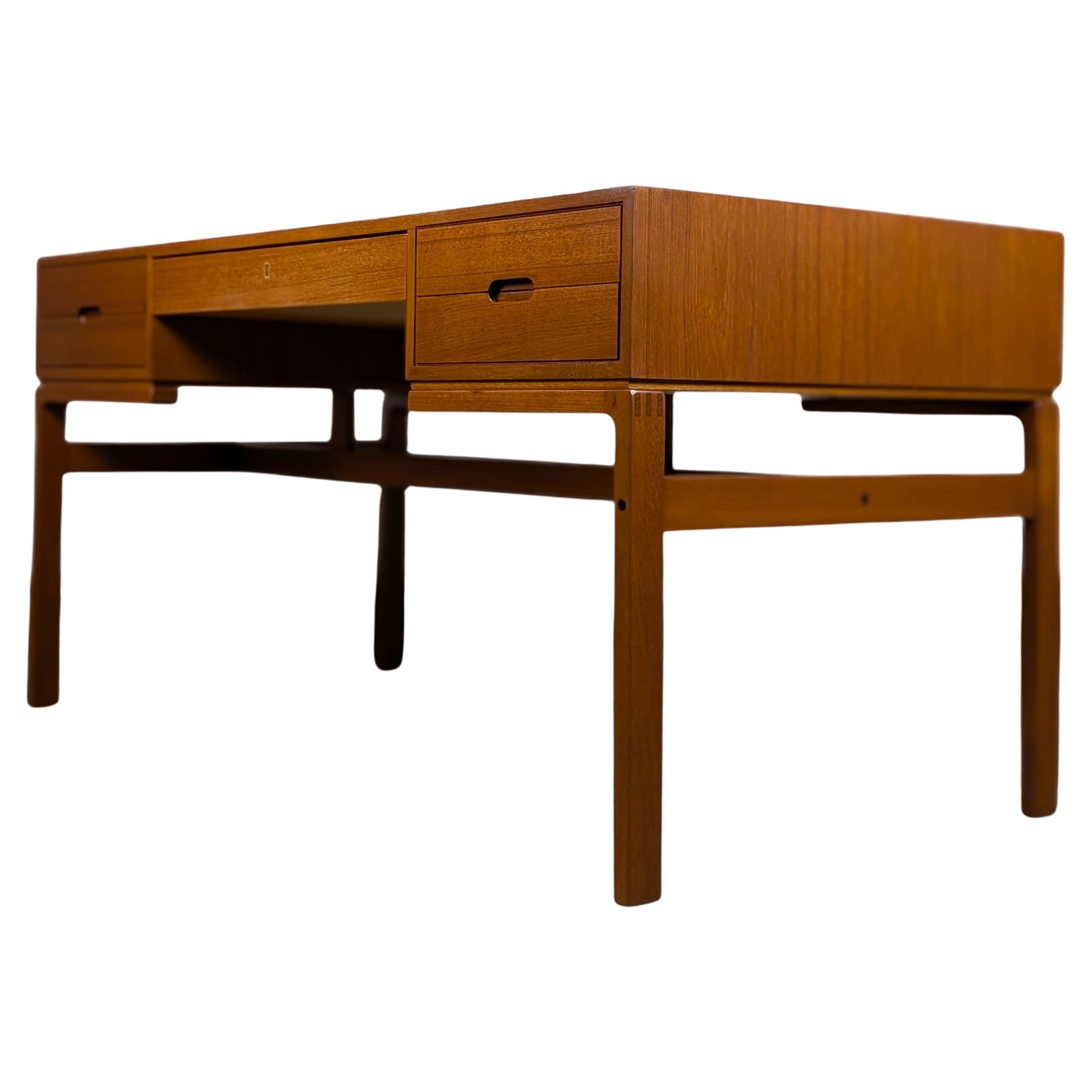 Danish Vintage Mid Century Modern Teak Desk by Arne Wahl Iversen, c.1960s For Sale