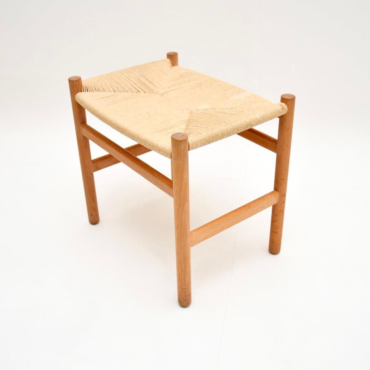 Contemporary Danish Vintage Oak CH53 Stool by Hans Wegner for Carl Hansen