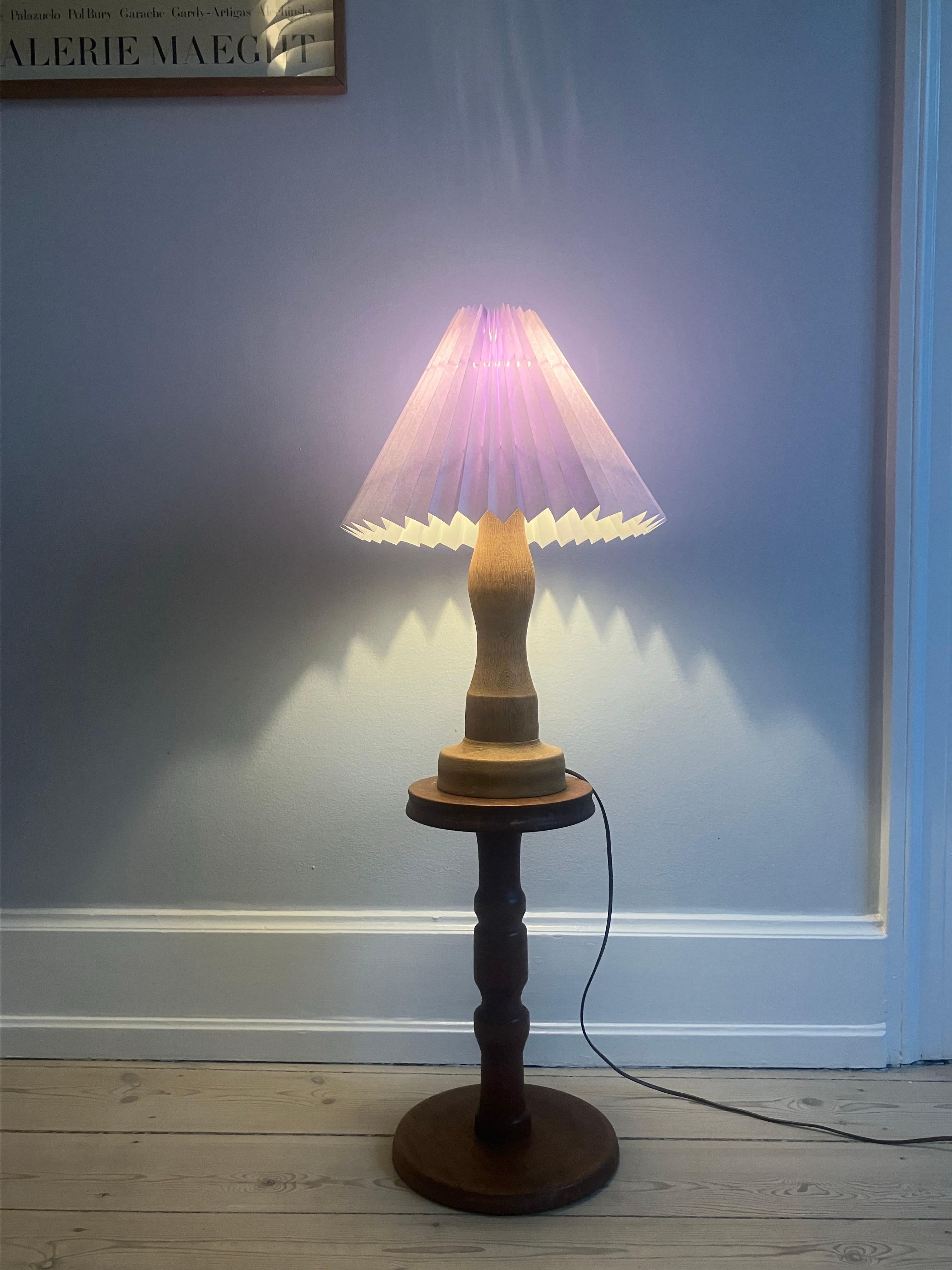 Hand-Crafted Danish Vintage Oak Floor Lamp with Hand painted Lamp-shade For Sale