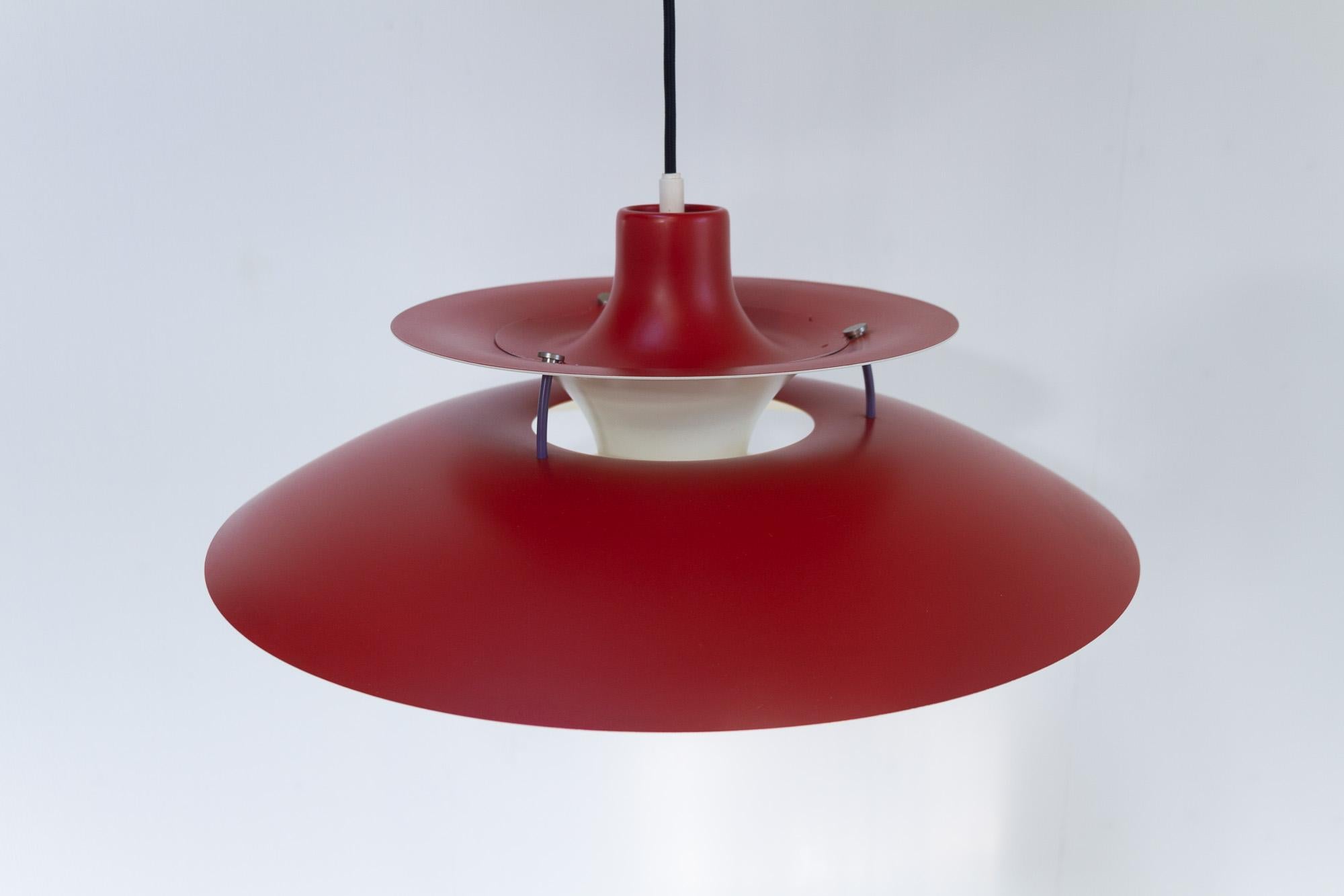 Danish Vintage Red Ceiling Pendant PH5 by Poul Henningsen, 1960s In Good Condition In Asaa, DK
