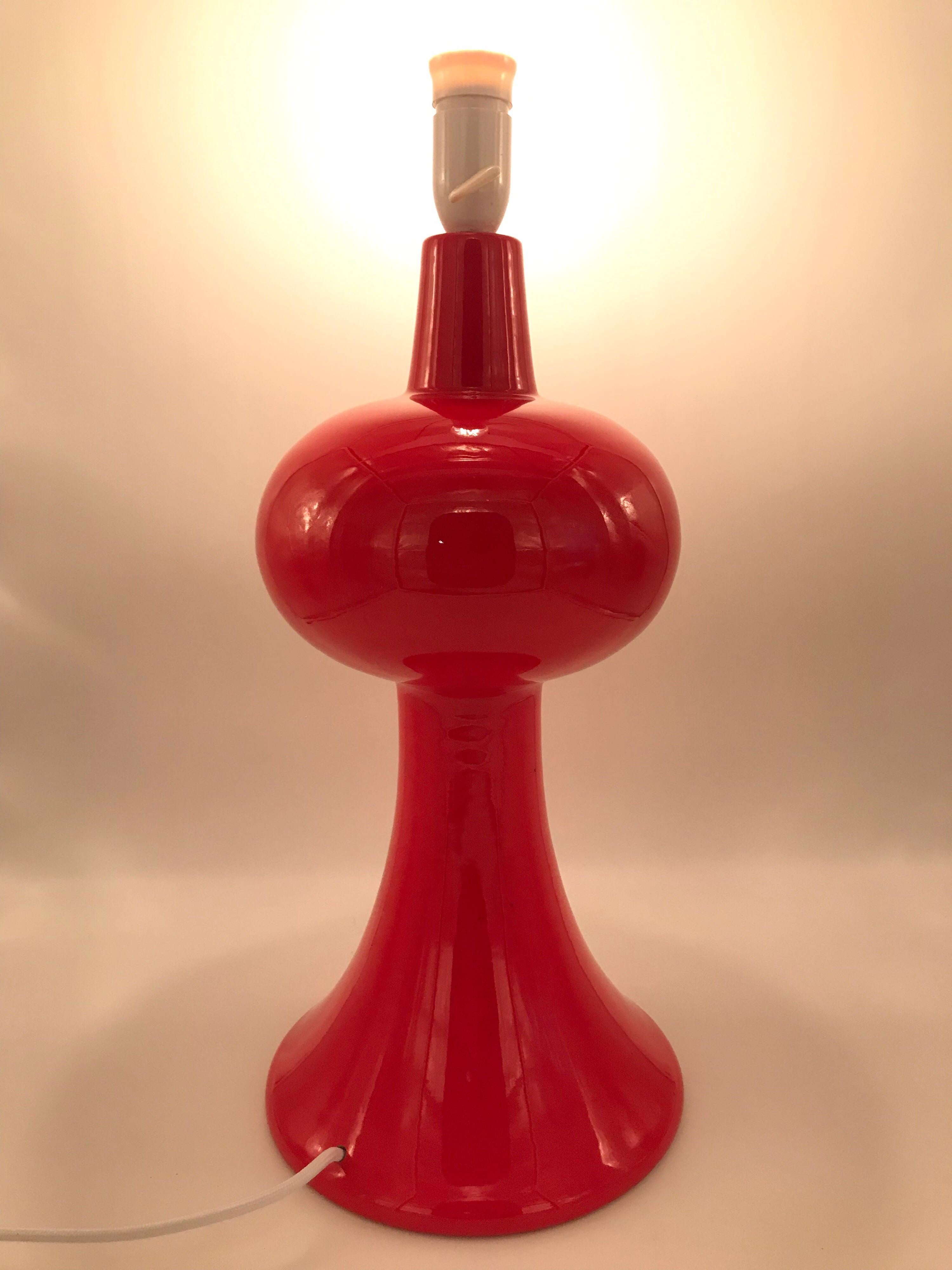 Dänische Vintage Retro Porzellan Tischlampe aus den 1960er Jahren im Angebot 4