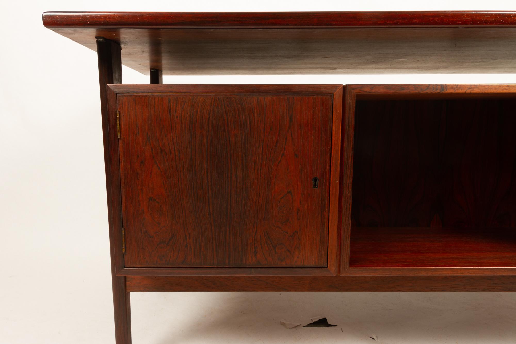 Danish Vintage Rosewood FM60 Desk by Kai Kristiansen, 1960s 1