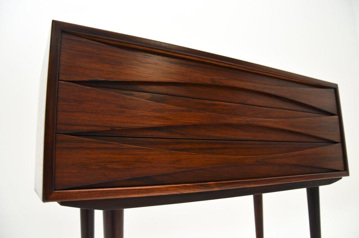 Danish Vintage Side Table by Niels Clausen For Sale 6