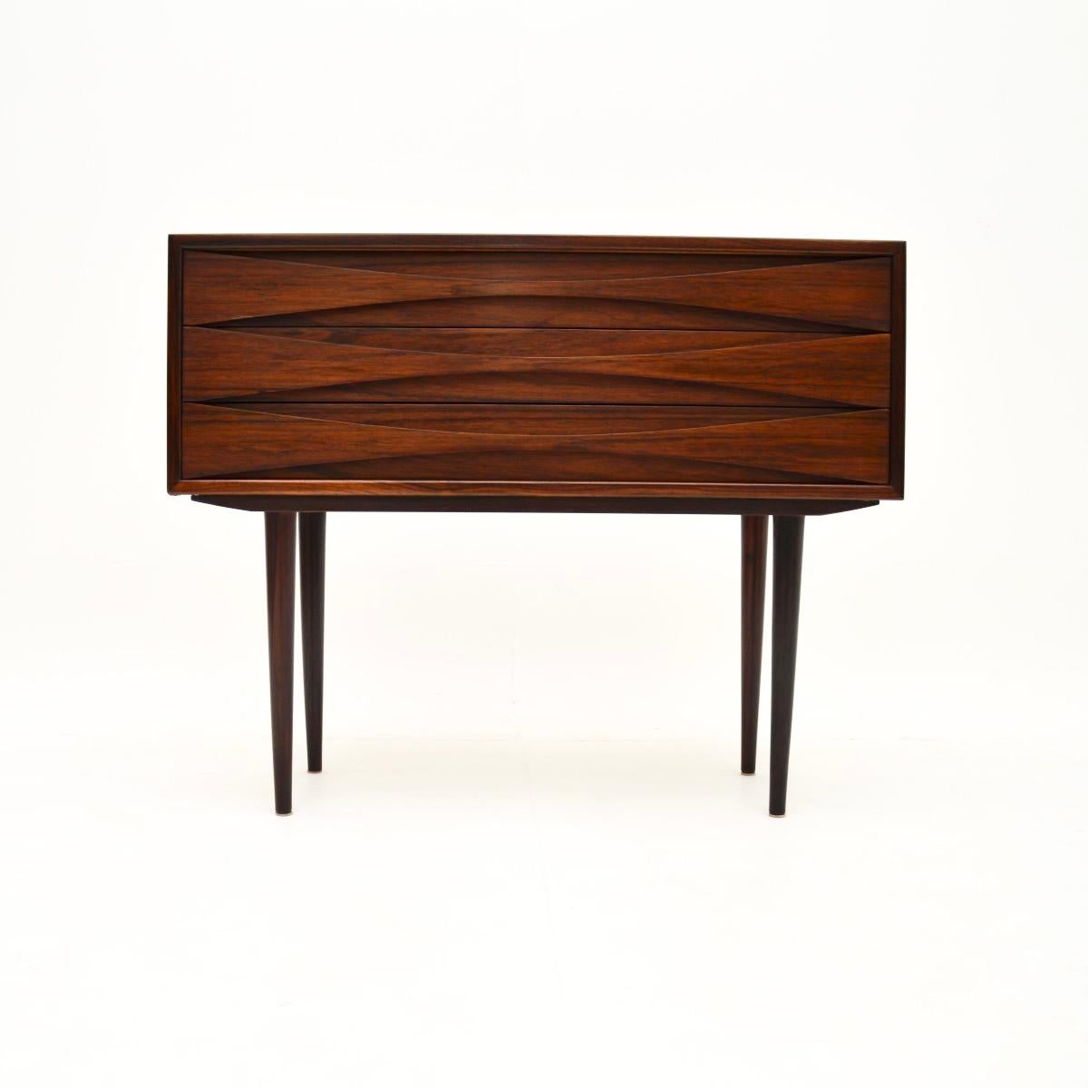 Danish Vintage Side Table by Niels Clausen In Good Condition For Sale In London, GB