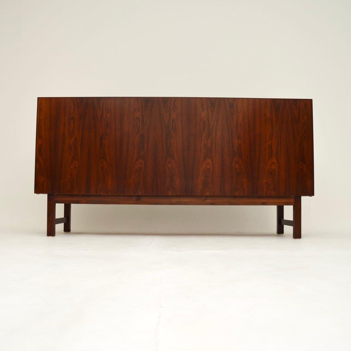 Dänisches Vintage-Sideboard von Bordum und Nielsen (Mitte des 20. Jahrhunderts) im Angebot