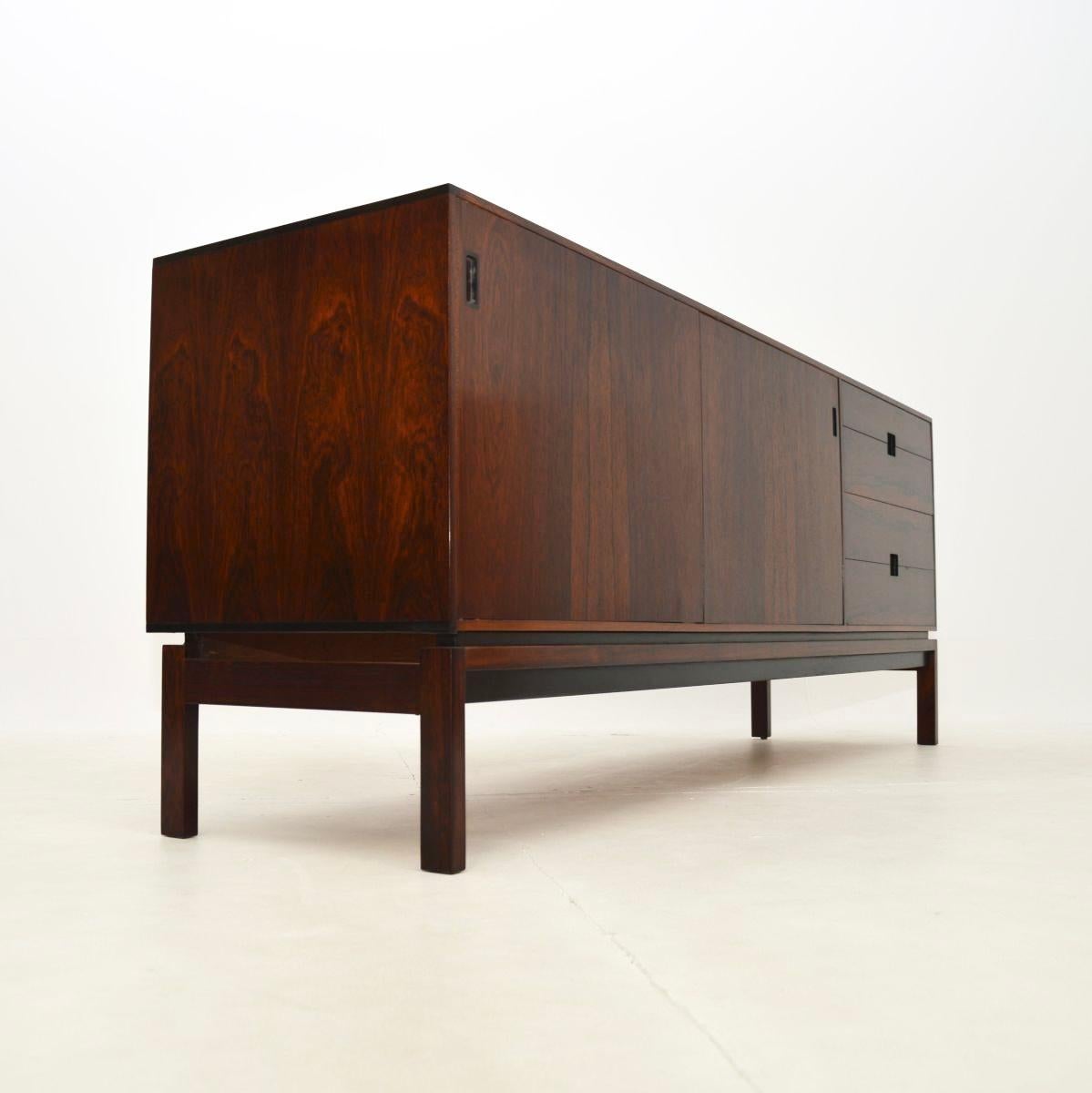 Dänisches Vintage-Sideboard von Hans Hove und Palle Petersen (Mitte des 20. Jahrhunderts) im Angebot