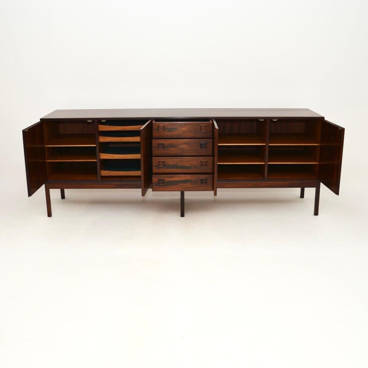 Danish Vintage Sideboard by Johannes Andersen for Bernhard Pedersen In Good Condition For Sale In London, GB