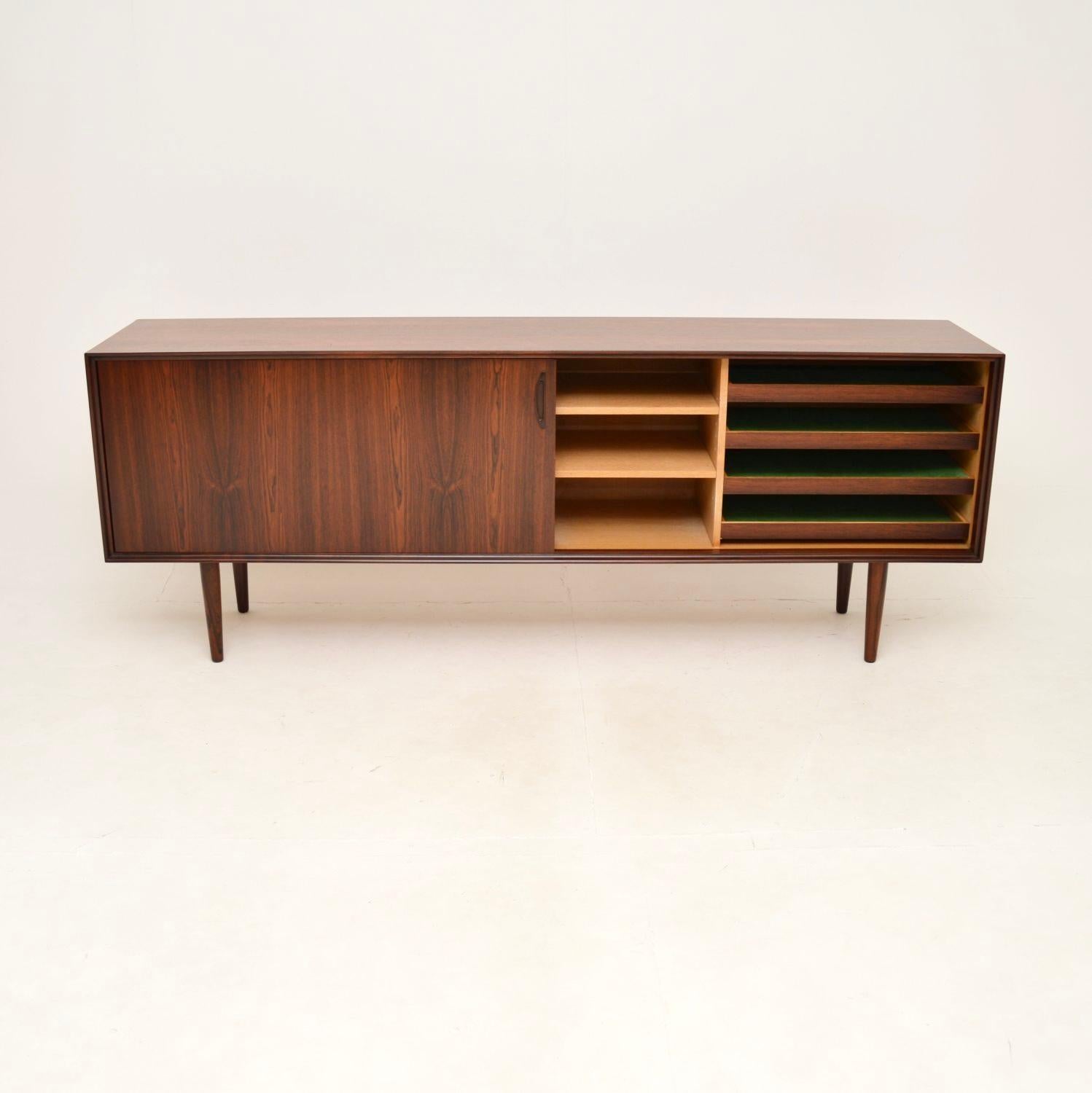 Danish Vintage Sideboard In Good Condition For Sale In London, GB