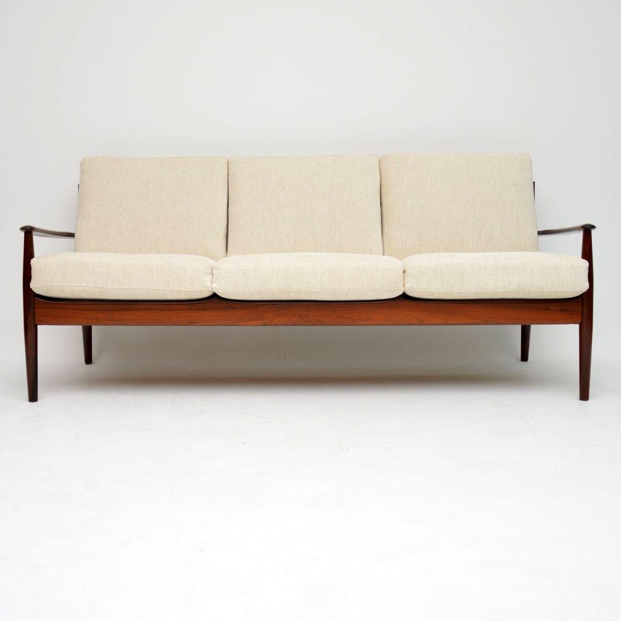 canape danois vintage