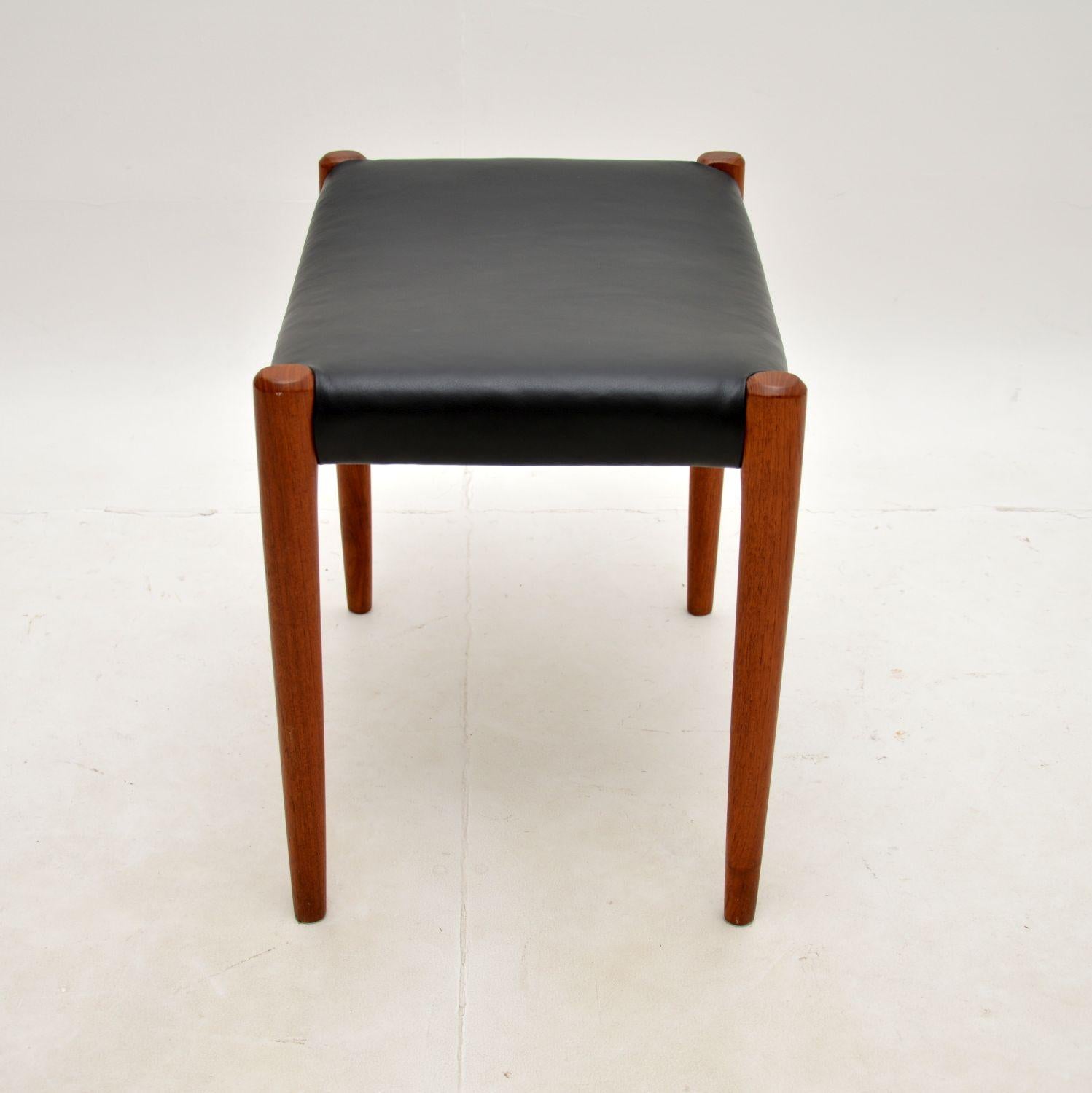 Danish Vintage Teak and Leather Stool by Niels Moller In Good Condition For Sale In London, GB