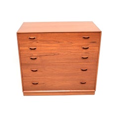 Commode vintage danoise en teck, signée Peter Hvidt et Orla Molgaard Nielsen