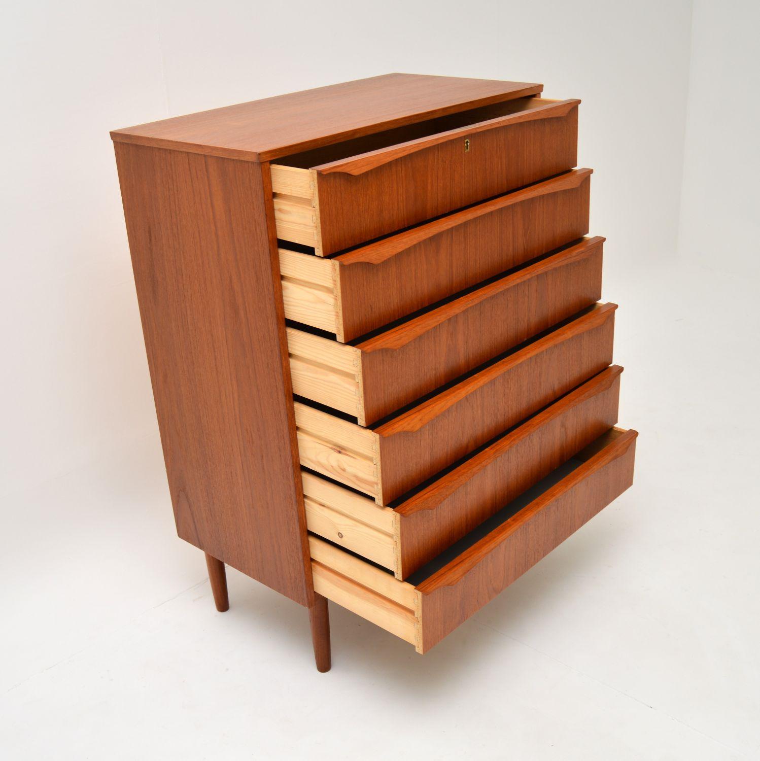 Danish Vintage Teak Chest of Drawers For Sale 1