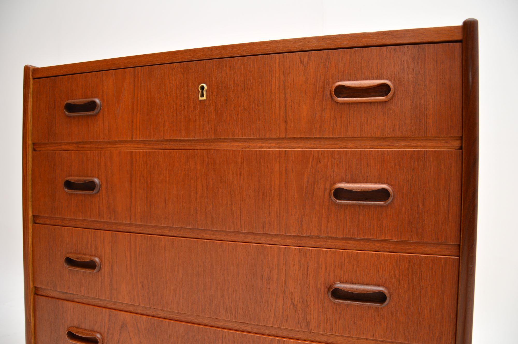 Danish Vintage Teak Chest of Drawers 4