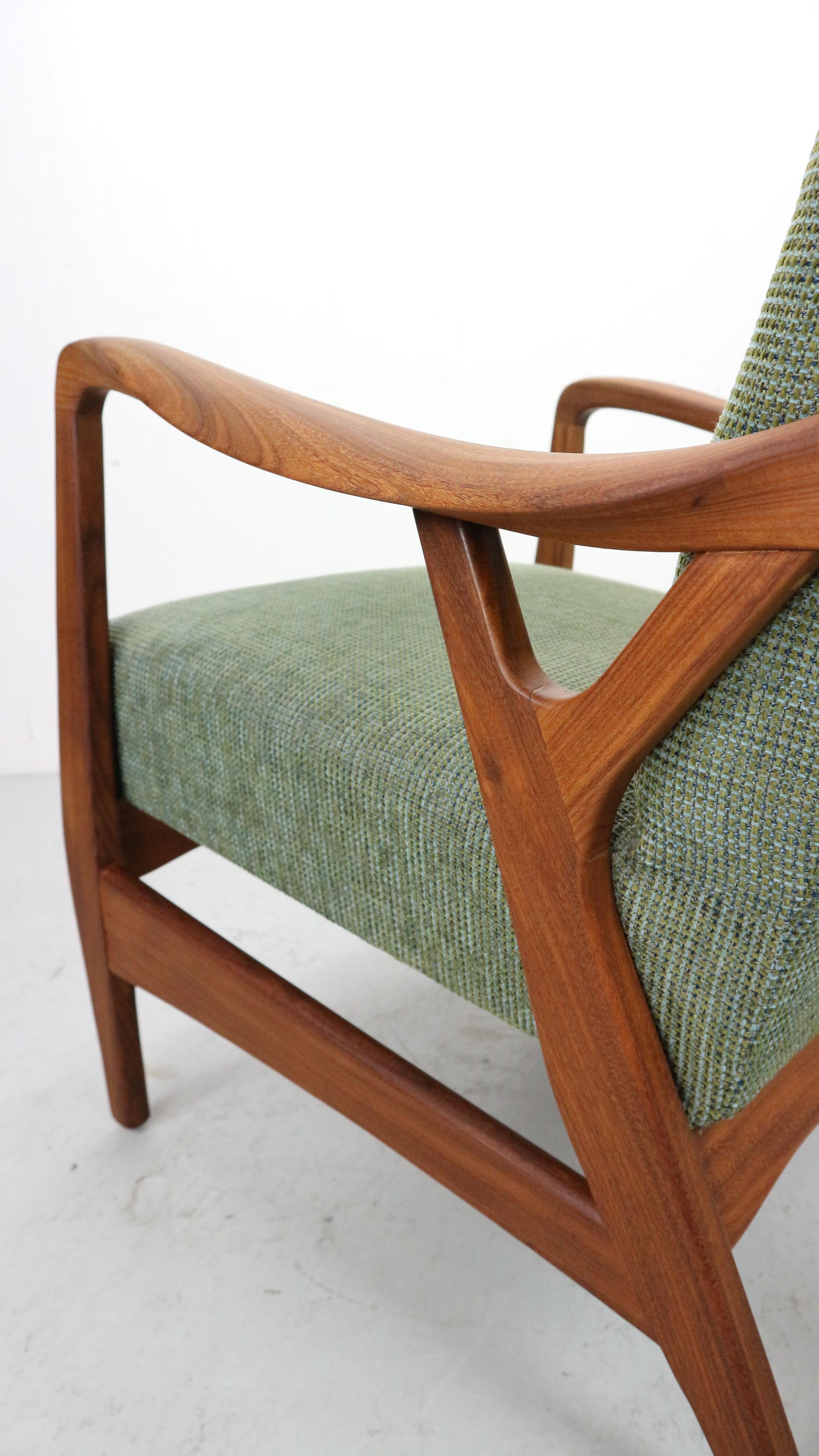 Danish vintage teak organic shaped Armchair in green fabric, 1960's For Sale 2