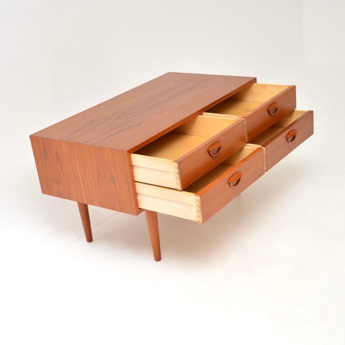 Arcón de teca danés vintage de Kai Kristiansen Danés en venta