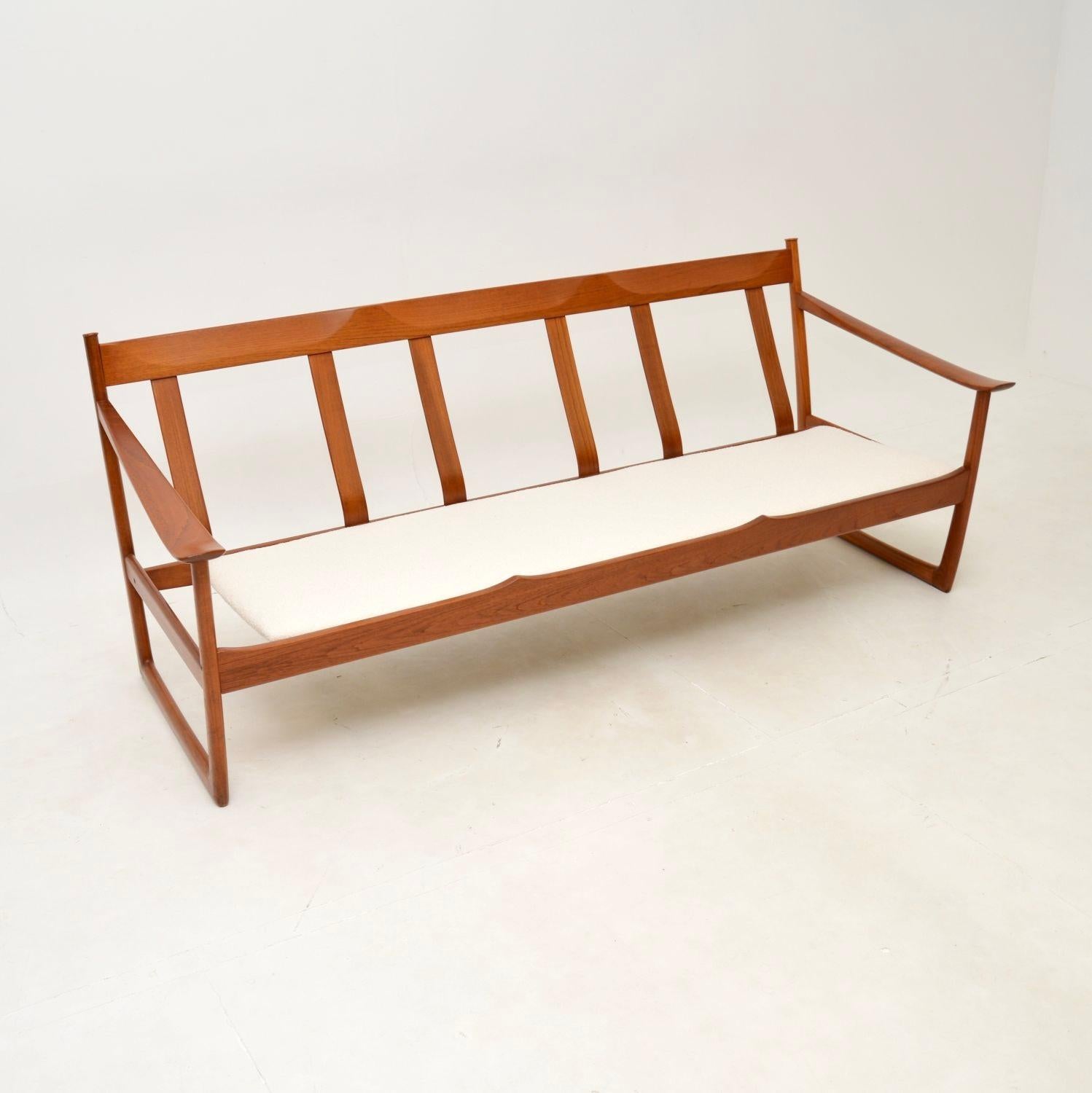 Danish Vintage Teak Sofa by Peter Hvidt and Orla Molgaard Nielsen For Sale 3