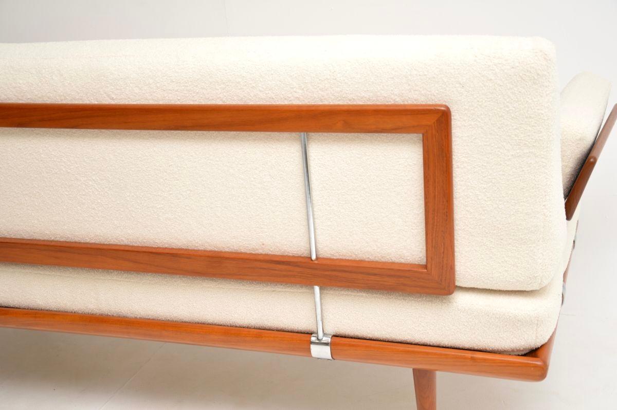 Sofá-cama vintage danés de teca de Peter Hvidt y Orla Mølgaard-Nielsen en venta 2