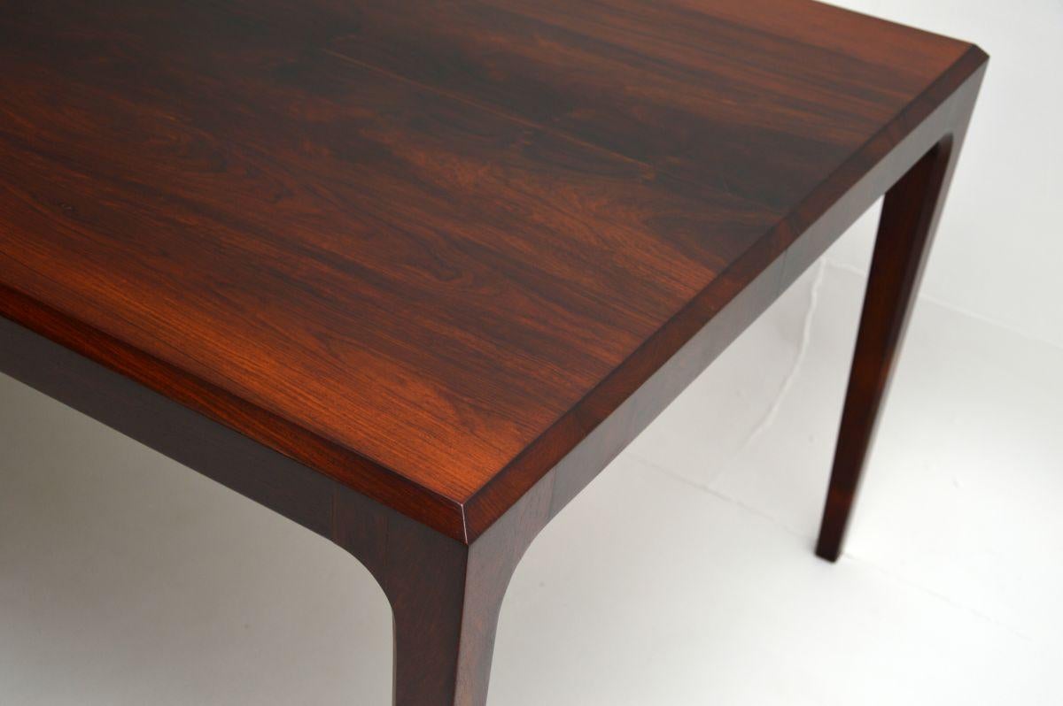 Dänischer Vintage-Esstisch mit zwölf Sitzplätzen von Paere Dansk im Angebot 4