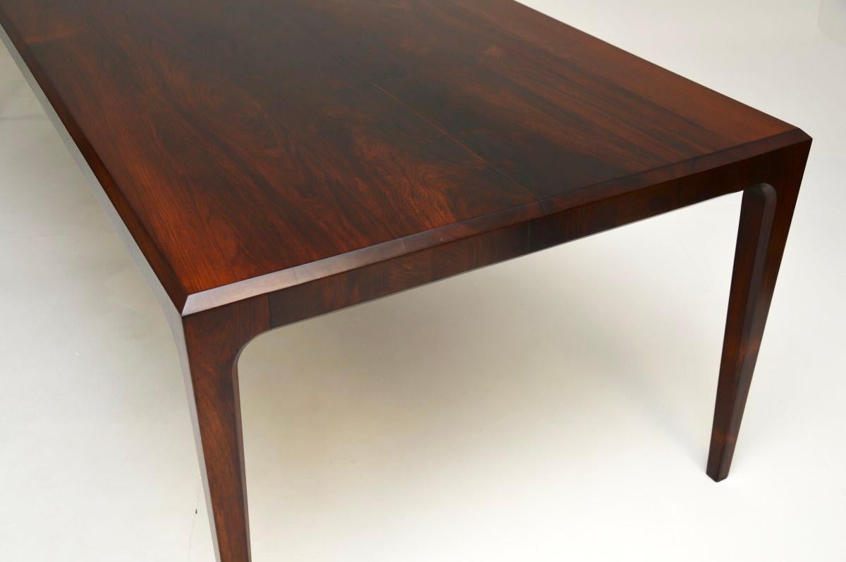 Dänischer Vintage-Esstisch mit zwölf Sitzplätzen von Paere Dansk im Angebot 7