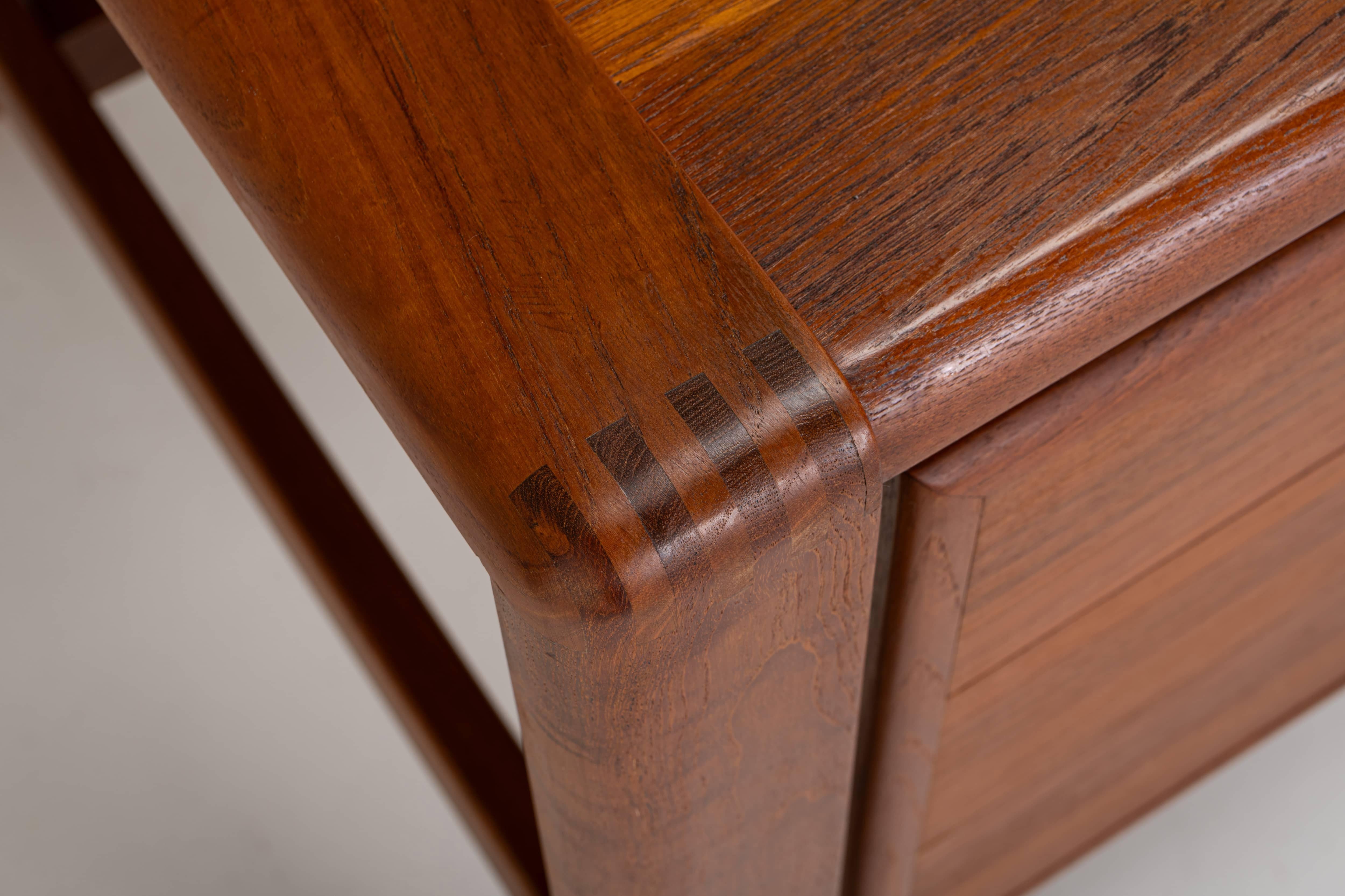 Danish vintage writing desk by H.P. Hansen, Denmark 1960s In Good Condition In Ranst, VAN