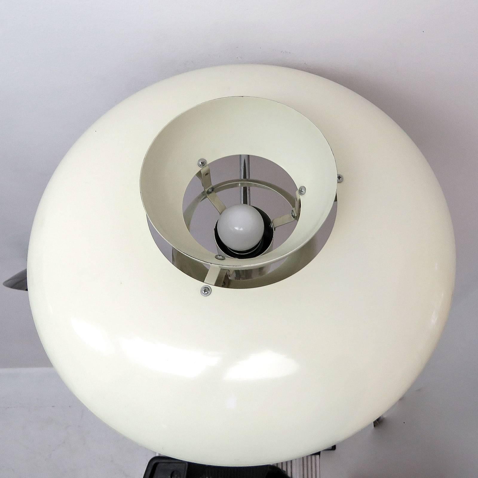 Danish Wall Light by Horn, 1960 In Good Condition In Los Angeles, CA