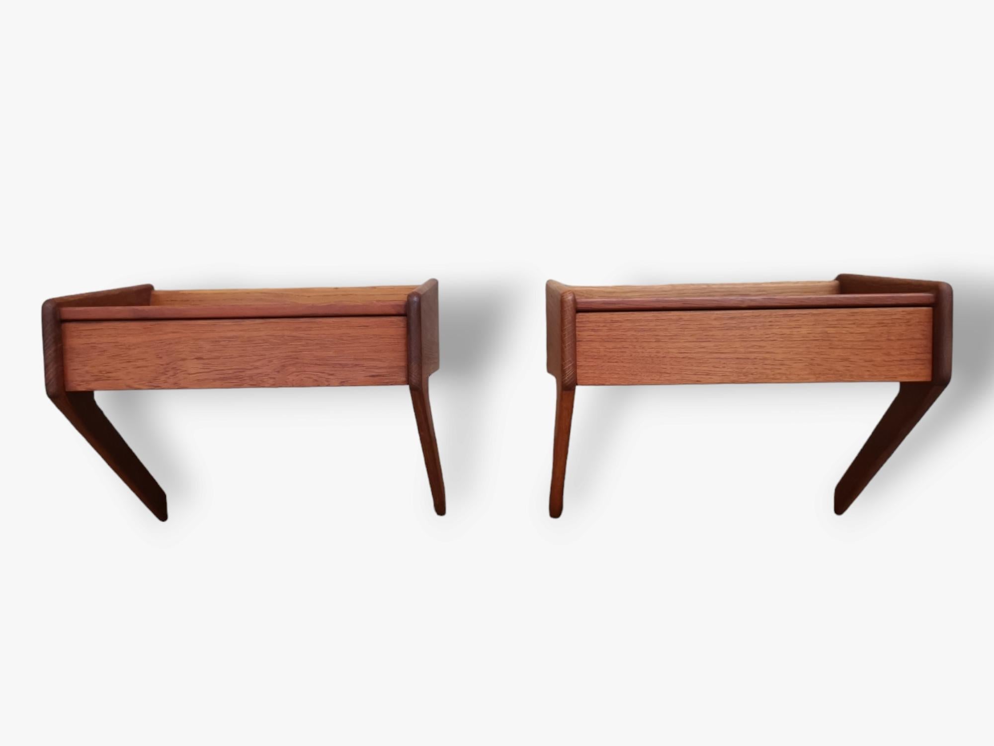 Danish Wall Mounted Teak Bedside Tables by Ørum In Good Condition In København K, 84