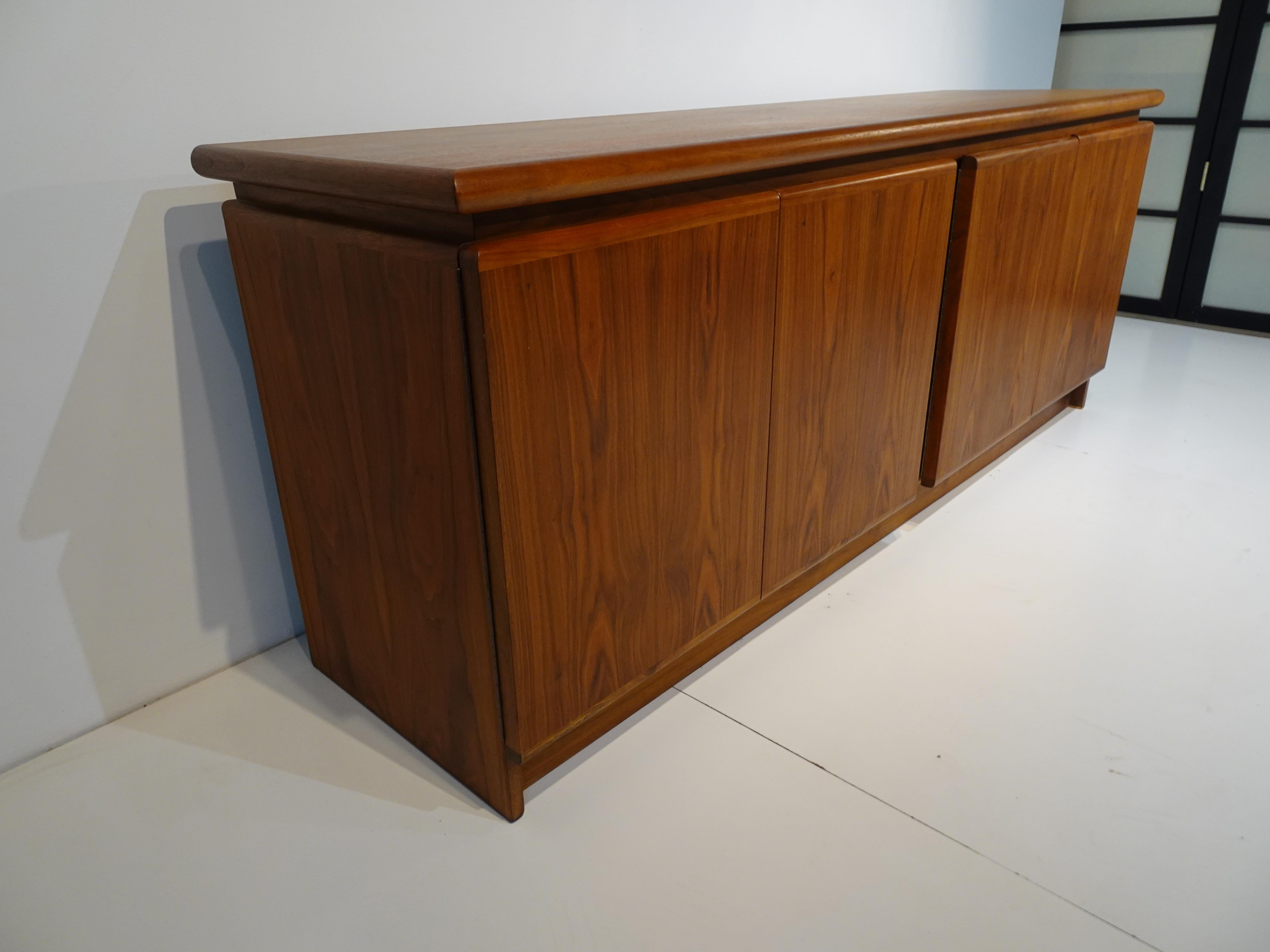 Mid-Century Modern Danish Walnut Credenza / Sideboard in the Style of Poul Hundevad
