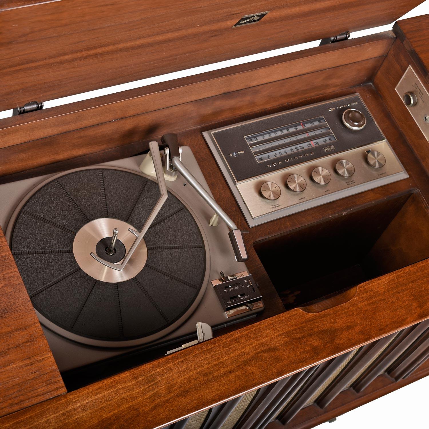 American Danish Walnut Credenza Style RCA Console Stereo, Fully Serviced and Working