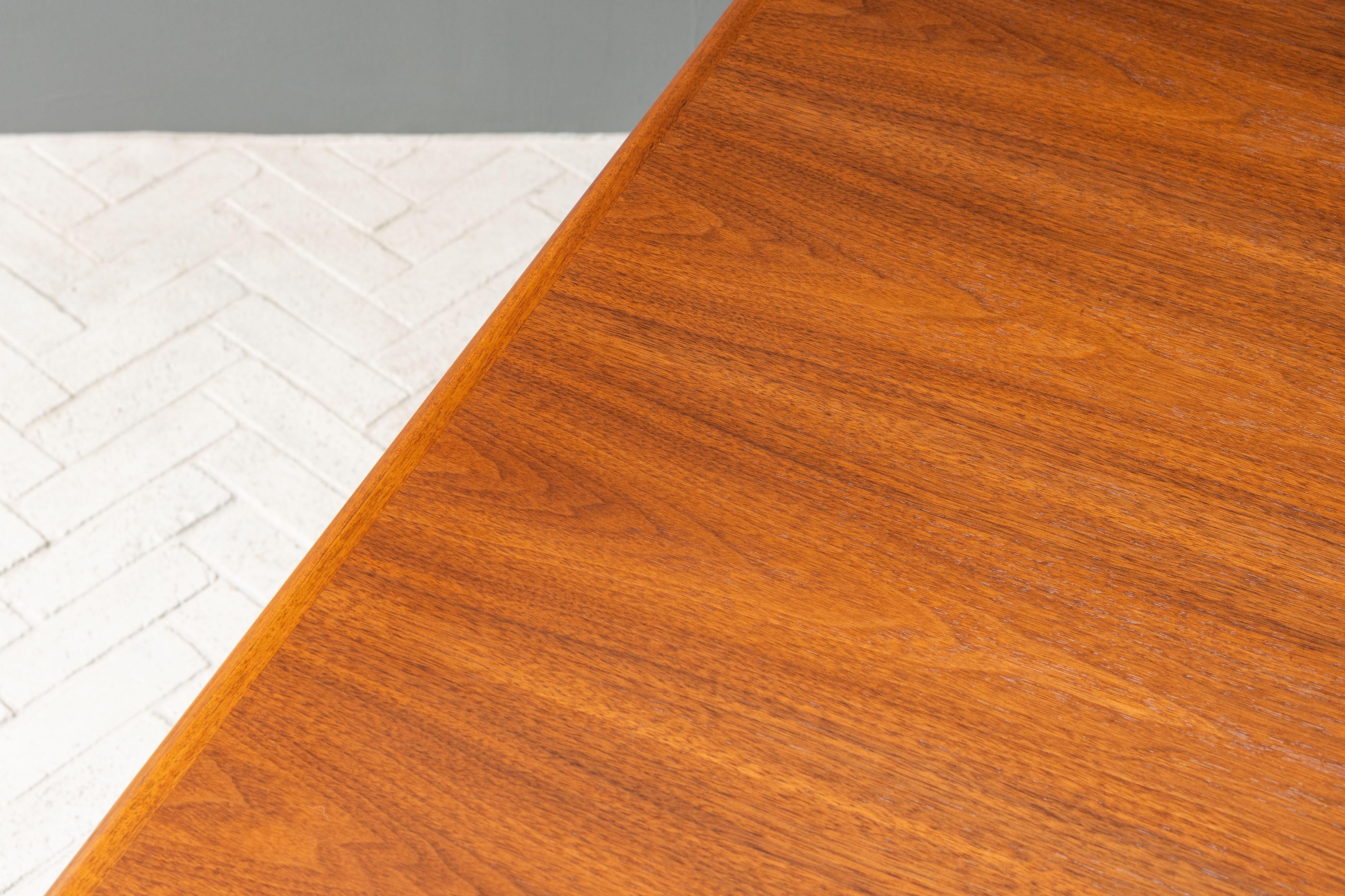 Danish Walnut Draw-Leaf Dining Table For Sale 5